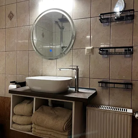 Apartman Maria's House